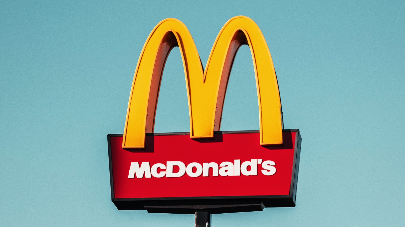 McDonald's revela violación de datos después del robo de información de clientes y empleados