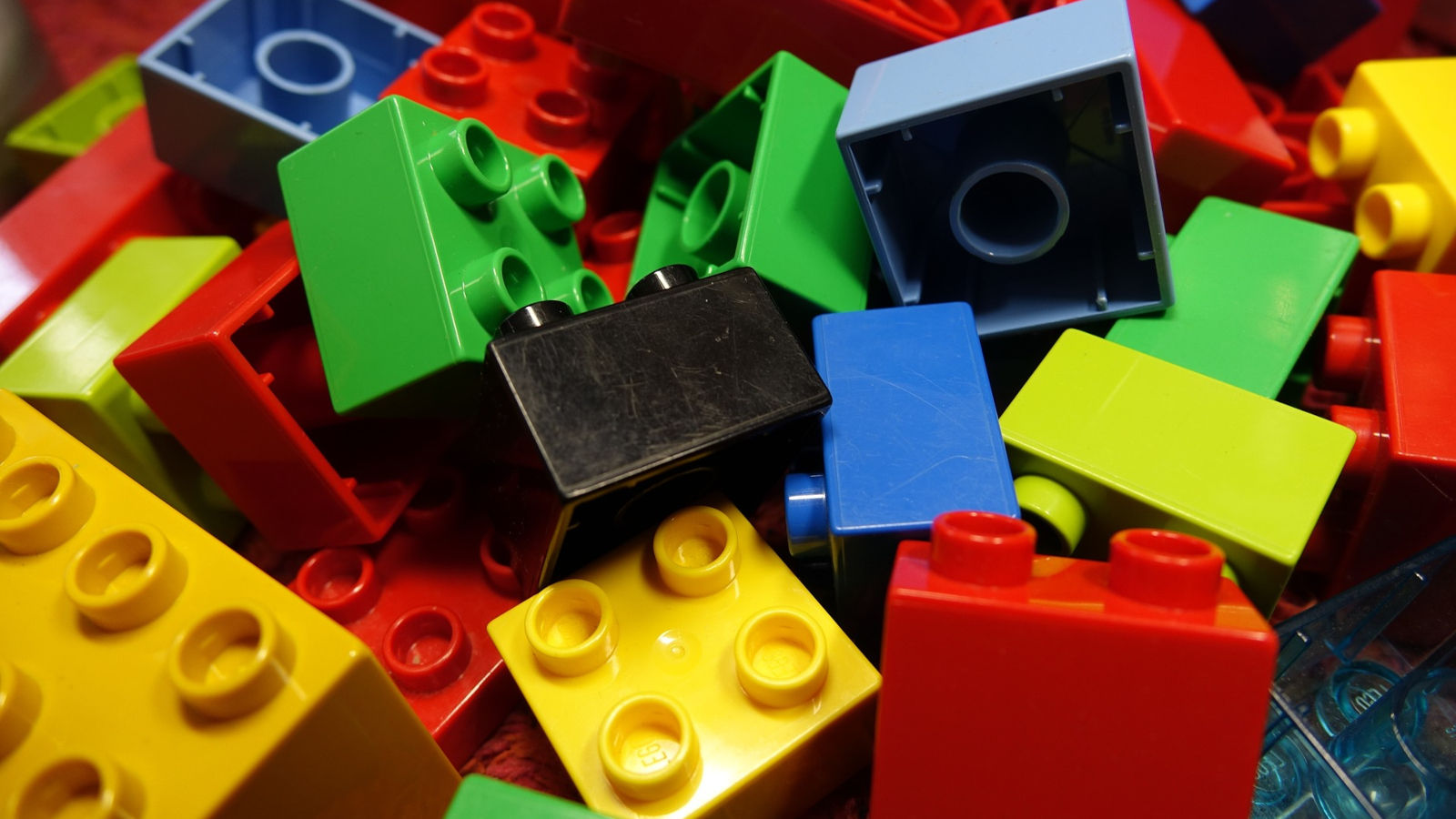 LEGO BrickLink bugs allow hackers to hack into accounts and breach servers