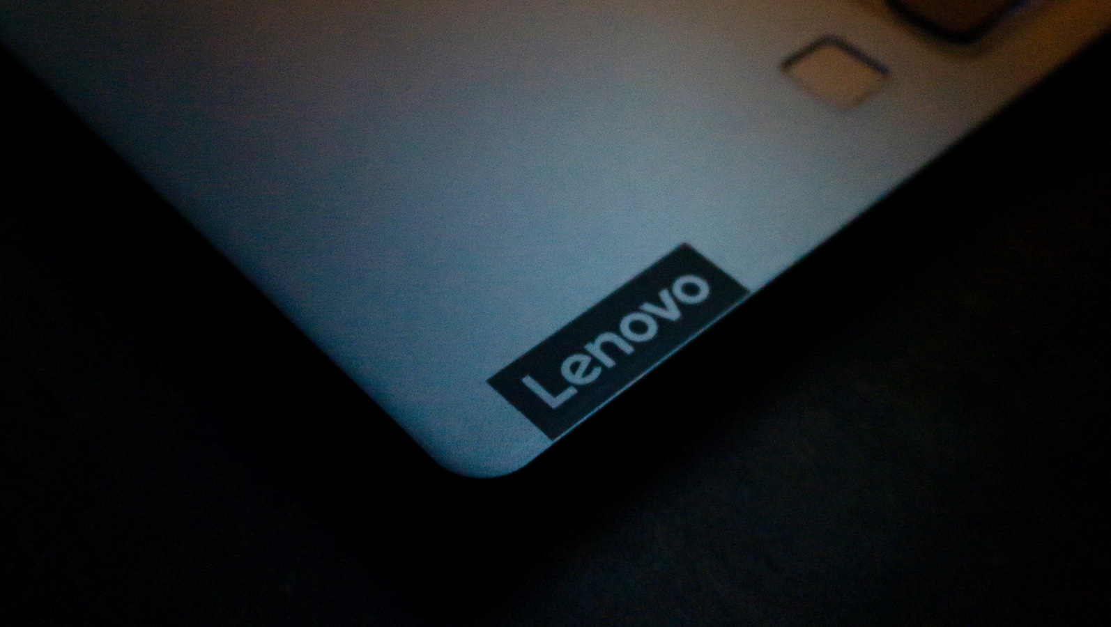 Lenovo, güvenlik açıklarını gidermek için yeni BIOS güncellemeleri yayınladı