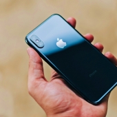 Apple iPhone