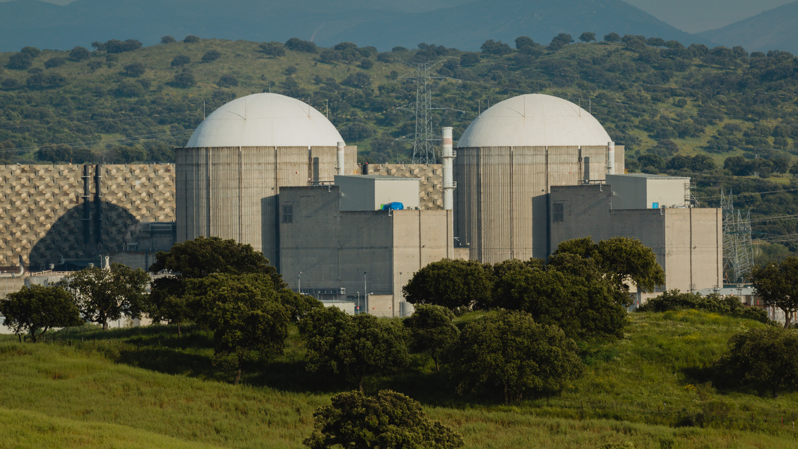 Nuclear power station in Almaraz, Spain