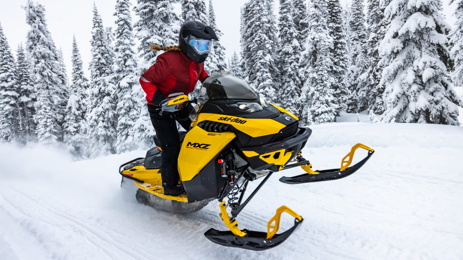 Bombardier ski doo. Ski Doo 2023. BRP Ski-Doo MXZ X 850 E-Tec. Горный снегоход BRP. BRP MXZ 200.