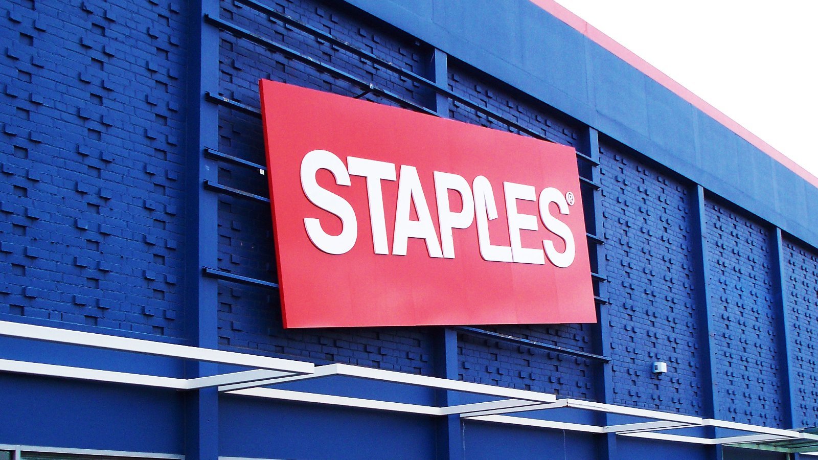 Staples: Customer data exposed in security breach - WSVN 7News