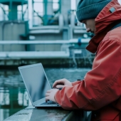 Water plant hacker