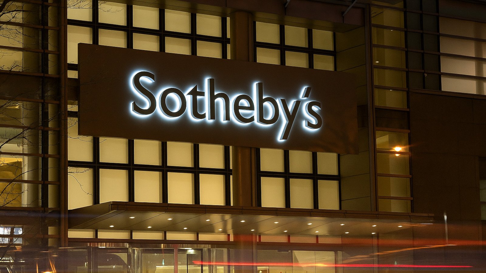 Açık artırma devi Sotheby's, veri ihlalinin müşteri bilgilerini açığa çıkardığını söyledi