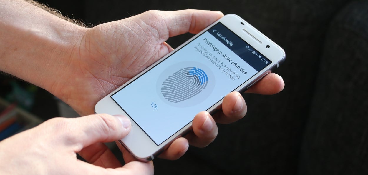 Smartphone fingerprint