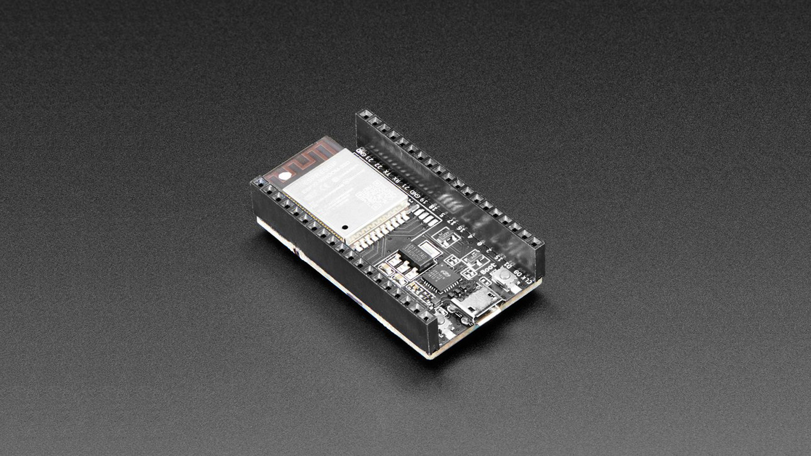 Learn your way around the ESP32 microcontroller with this $50 bundle