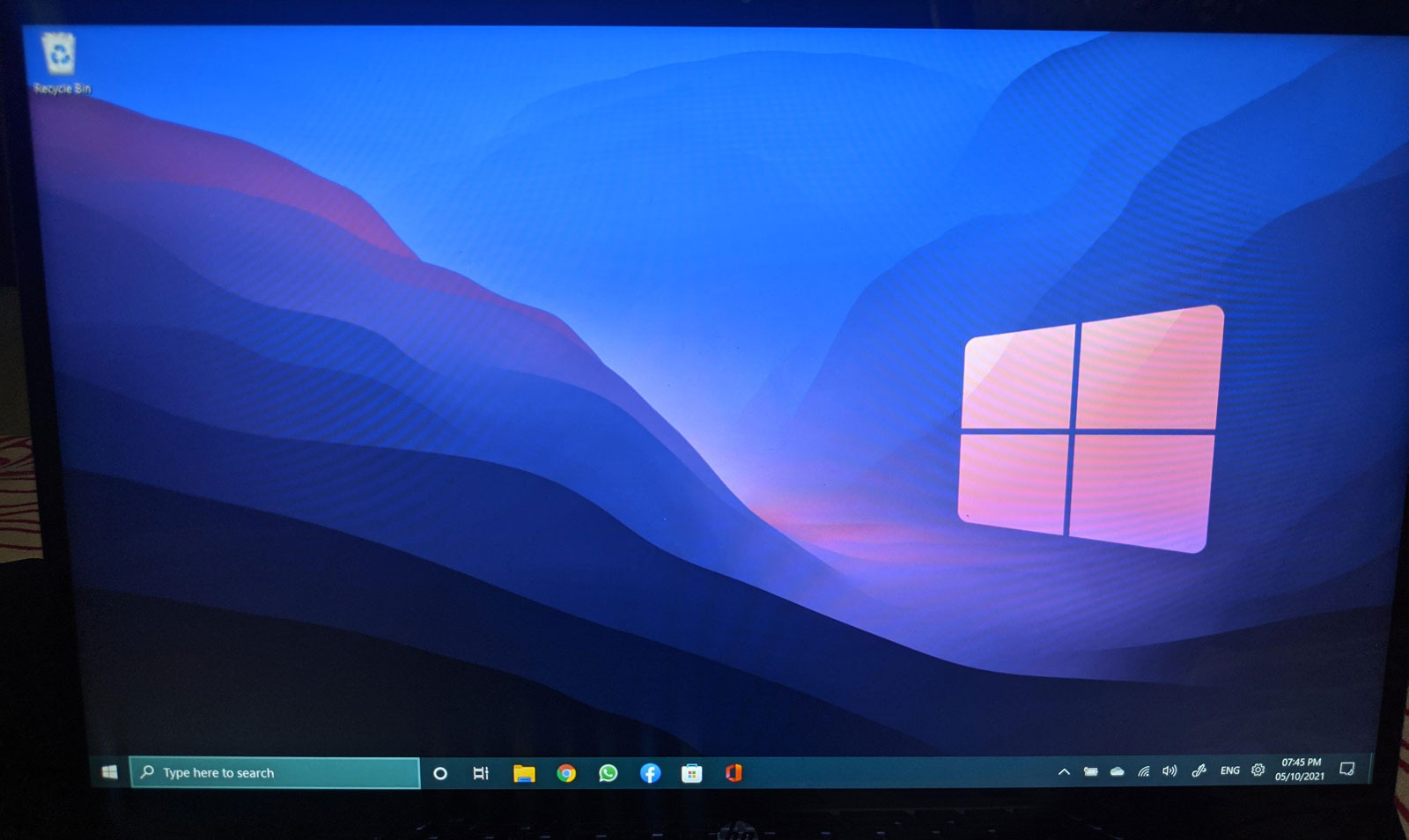 Windows 11 retaining the Windows 10 taskbar