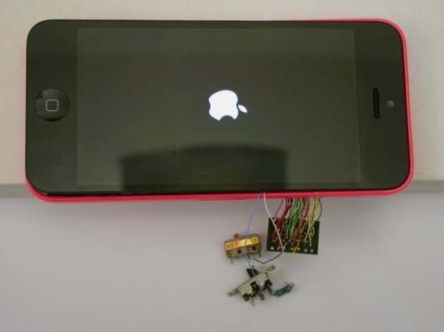 iPhone 5c pieced back together